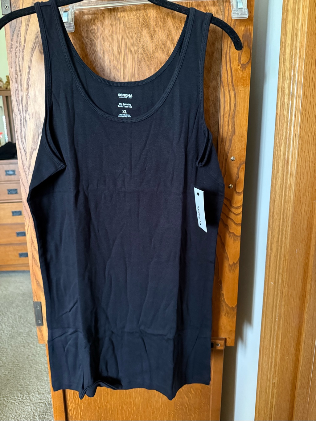 Sonoma Black Scoop Neck Tank Top